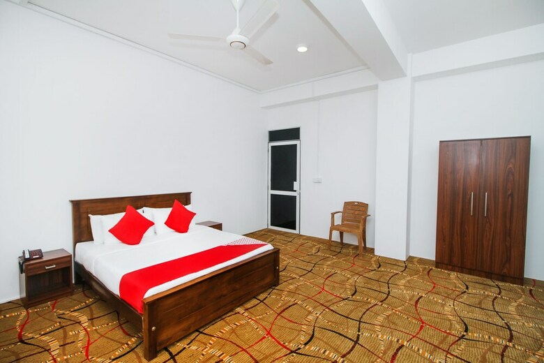 Oyo 289 Grand Ray Hotel