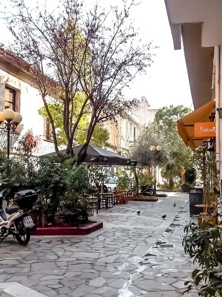 Salaminos-cozy Studio Apartment