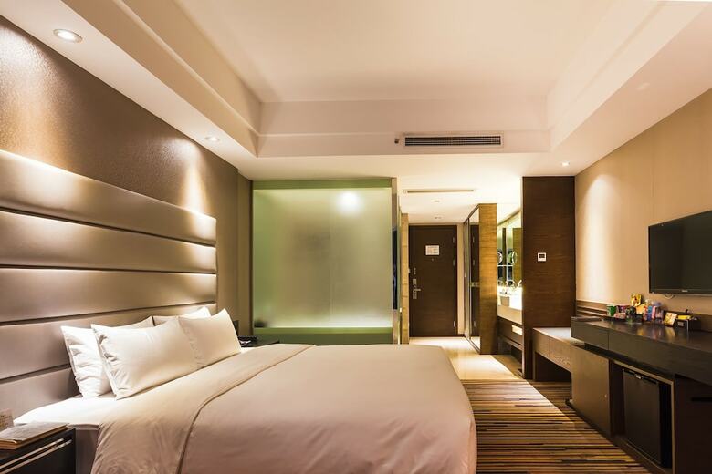 Chongqing Yimei Hotel