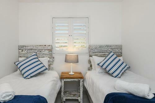 Apartamentos Chakas Cove