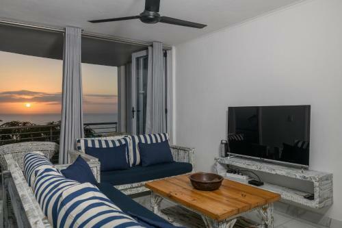 Apartamentos Chakas Cove