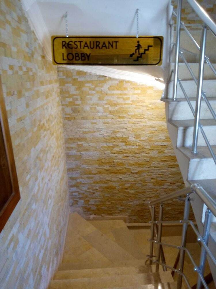 Asmir Suites Hotel