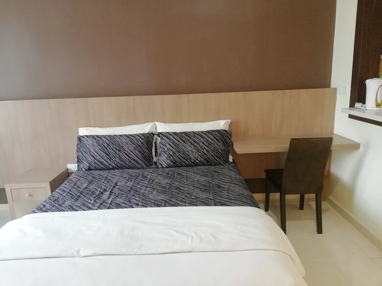 Hotel Kb By Lawangsuite