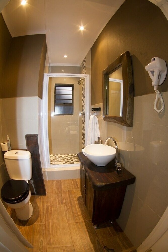 The Roundhouse - Self Catering