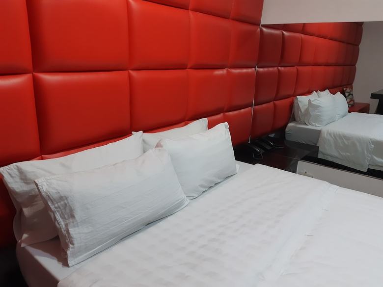 Luxury Suites A