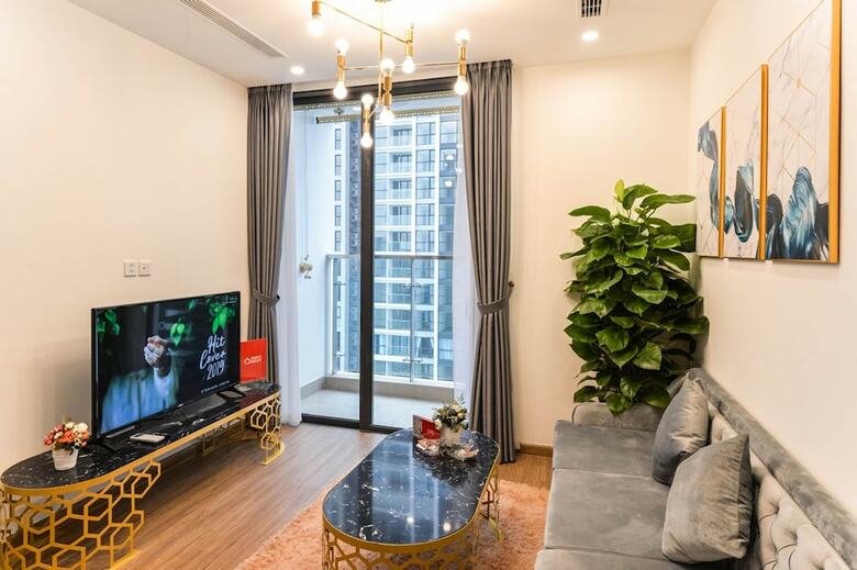 Aparthotel Luxury Apartment Vinhomes Skylake