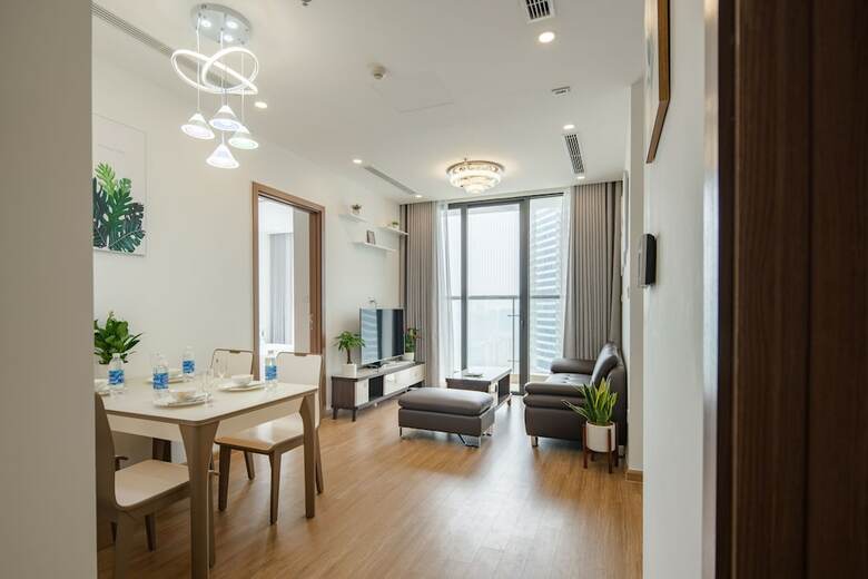 Aparthotel Luxury Apartment Vinhomes Skylake