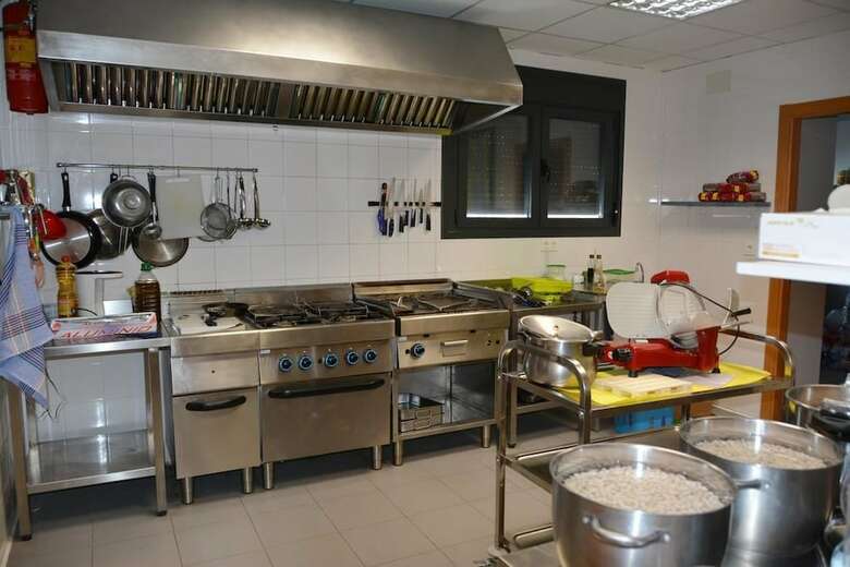 Hostal Albergue Villa de Nava de La Asunci�n