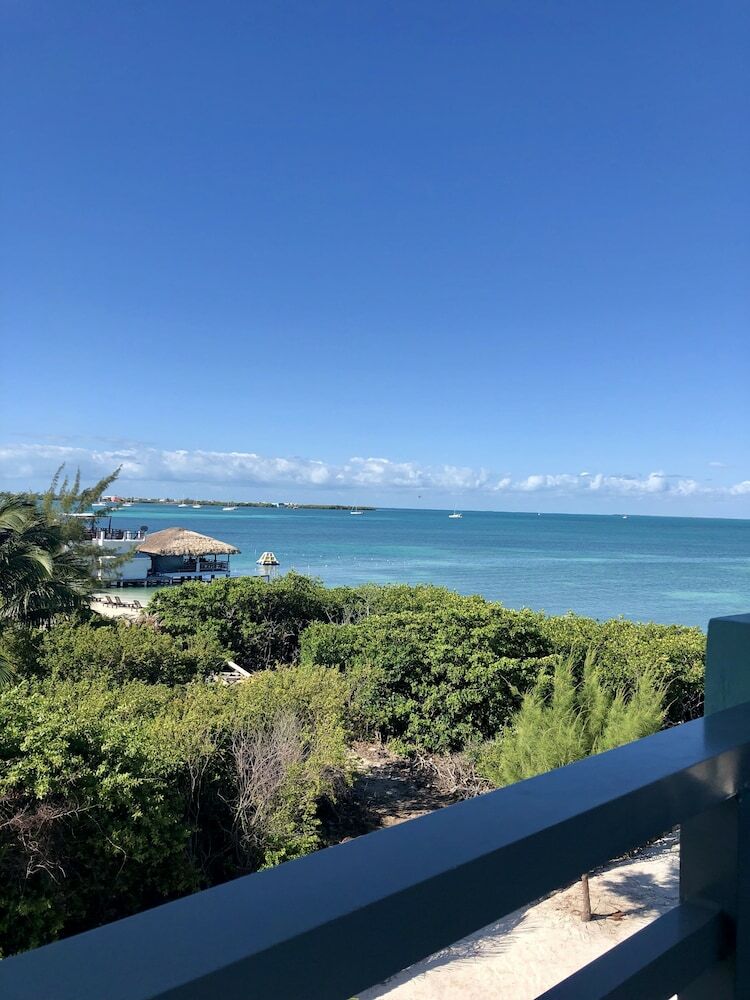 Aparthotel Bay Towers Hotel
