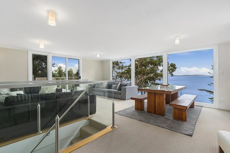 Hidden Bay - 5 Br Luxury Waterfront