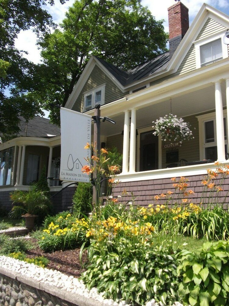 La Maison de Ville - Bed & Bistro