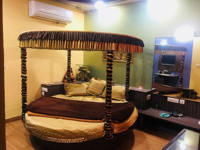 Hotel Mahadev Resency