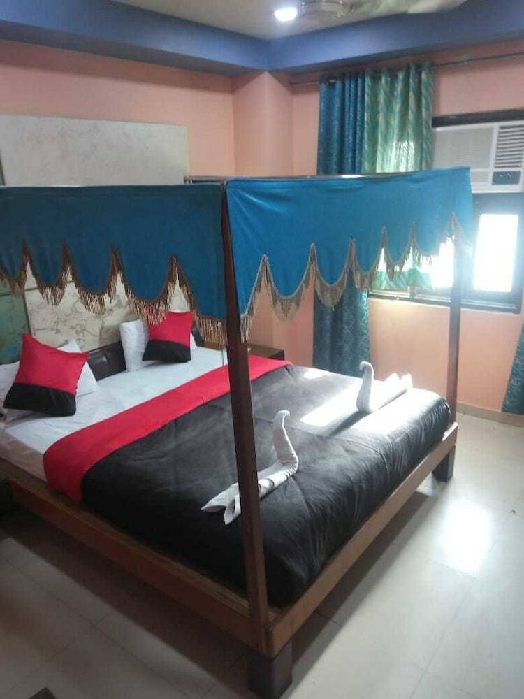 Hotel Mahadev Resency