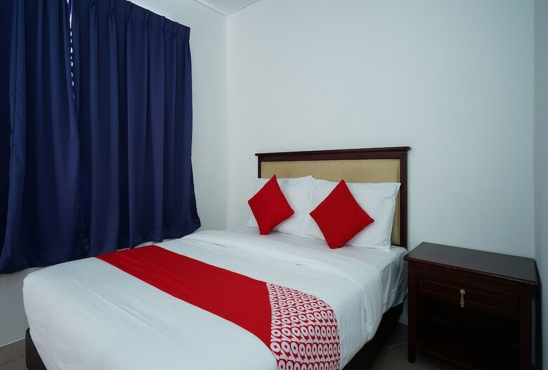 Oyo 43955 N9 Business Hotel