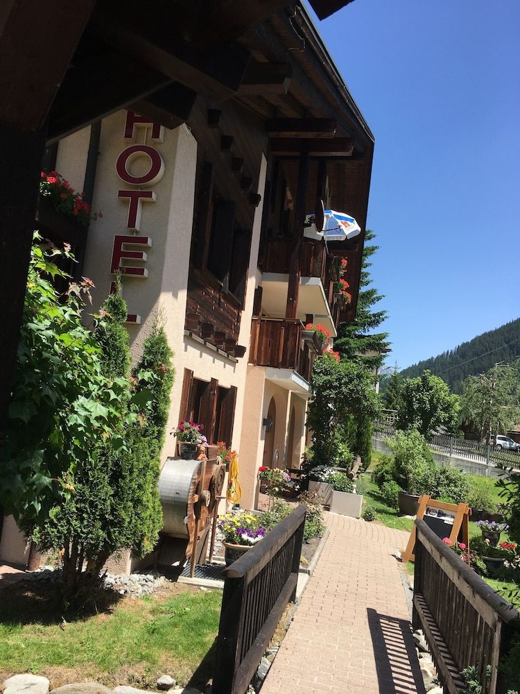 B&B Garni Casa La Val