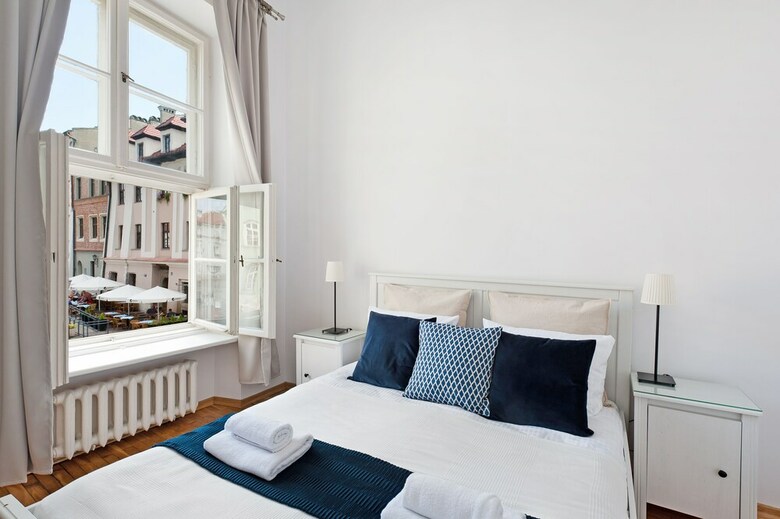 Square Apartment By Loft Affair