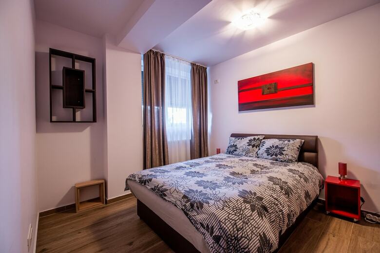 Two Room Apartment Militari Residence M8