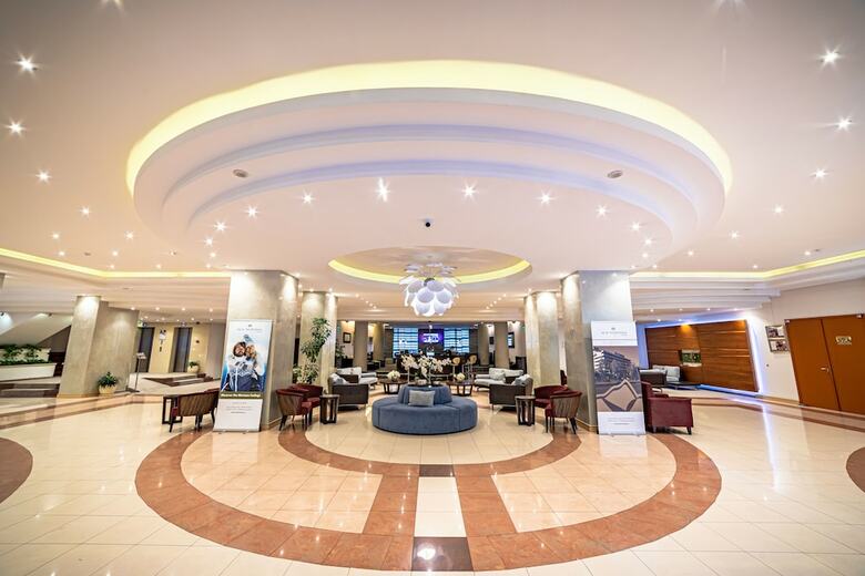 New Montana Hotel