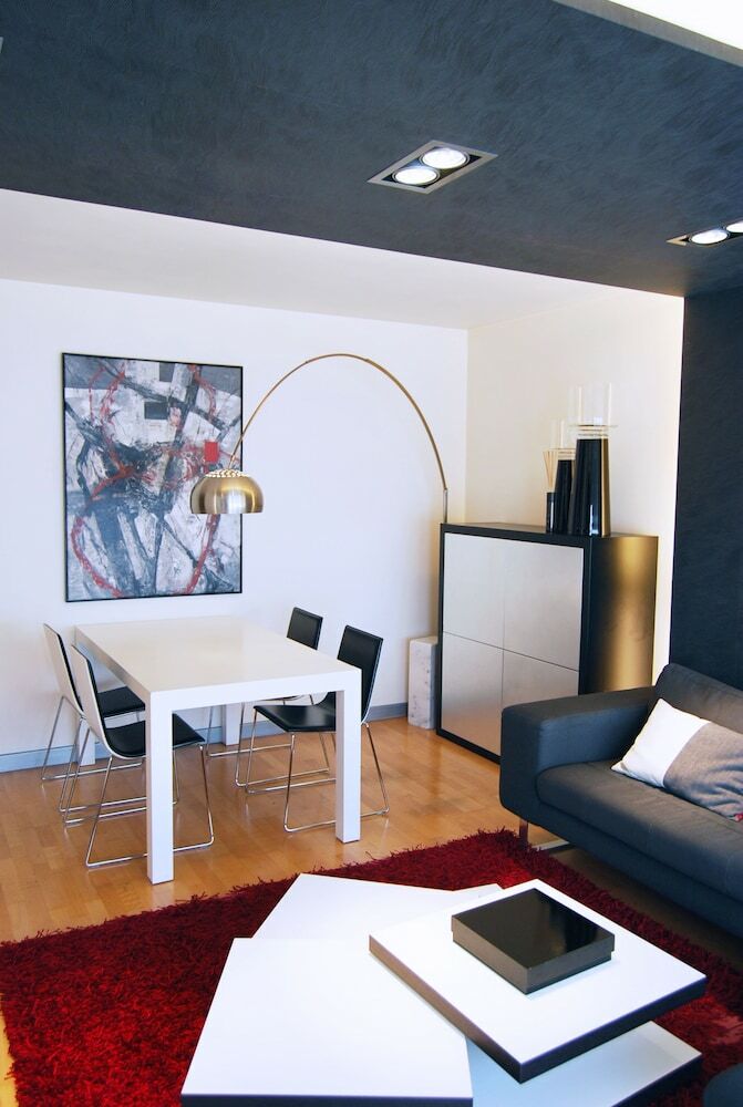 Apartamentos Tuapartamento - Mar�a Bayo 21