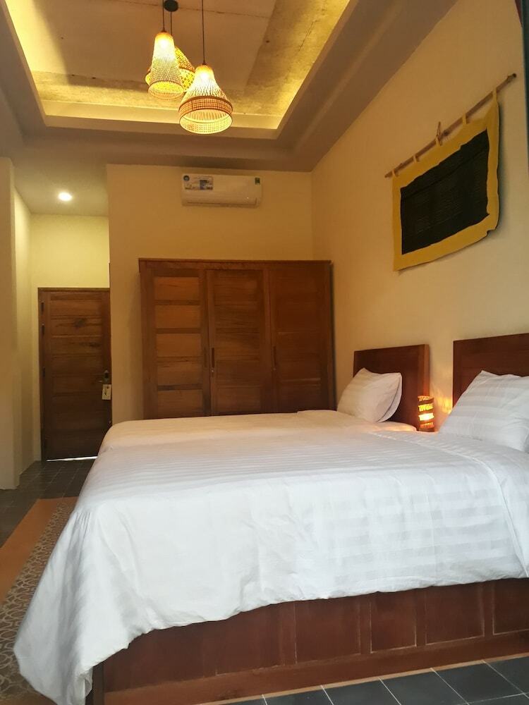 Hotel Pink Tulip Hoi An