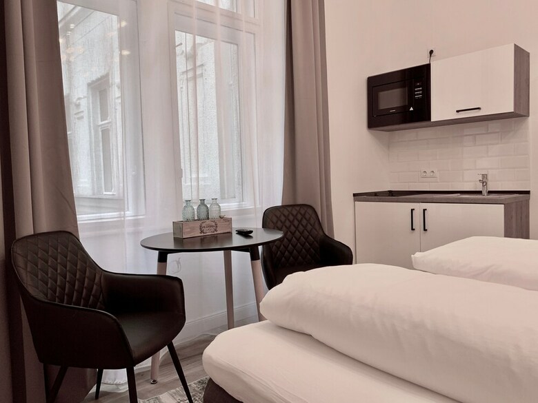 Luxury Apartment By Hi5 - K�lm�n Imre Suite