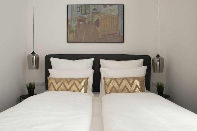 Luxury Apartment By Hi5 - K�lm�n Imre Suite