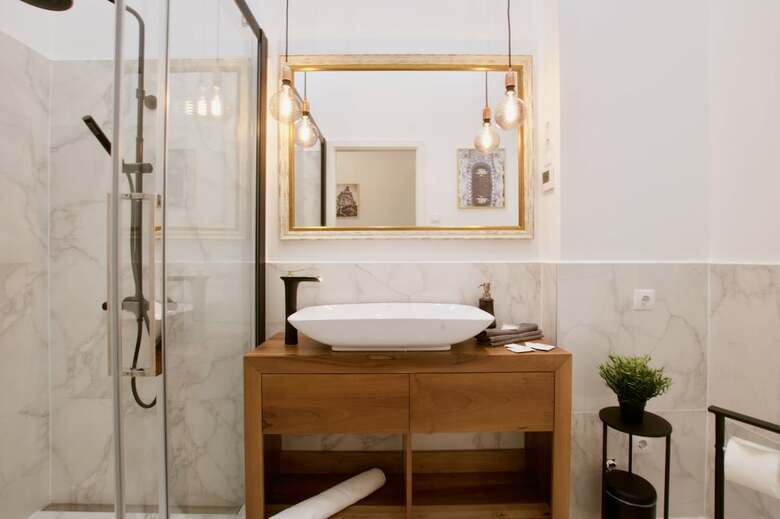 Luxury Apartment By Hi5 - K�lm�n Imre Suite