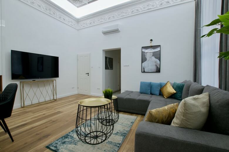 Luxury Apartment By Hi5 - K�lm�n Imre Suite