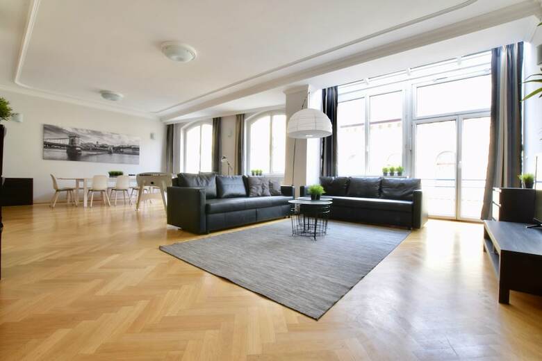 Luxury Apartment By Hi5 - Lovag Suites