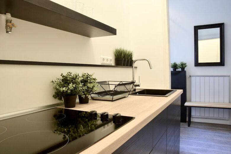 Standard Apartment By Hi5 - Dessewffy