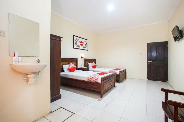 Oyo 1069 Hotel New Rajawali