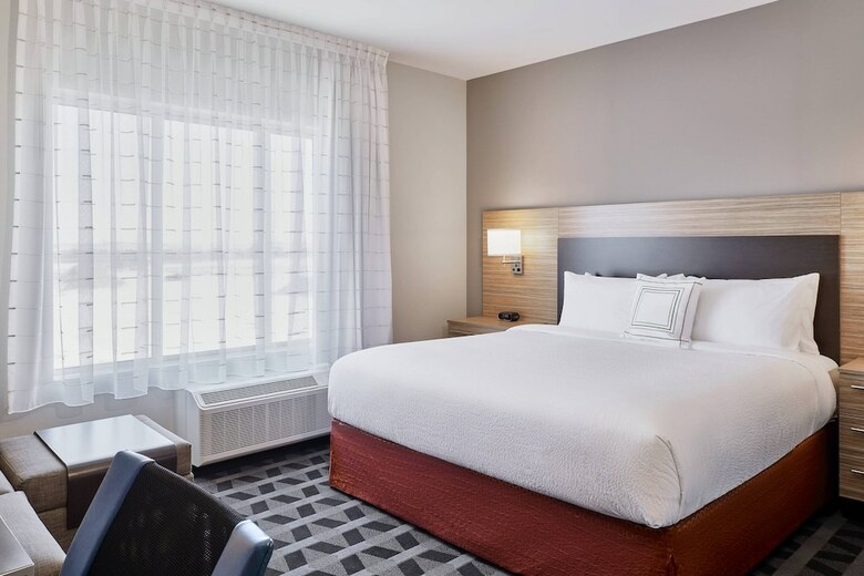 Hotel Towneplace Suites By Marriott Medicine Hat