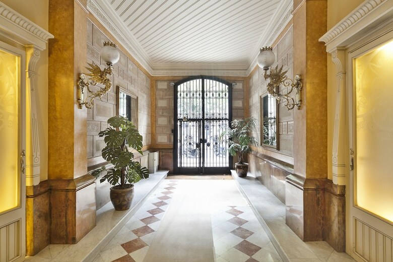 Apartamentos Uma Suites Rambla Catalunya 22