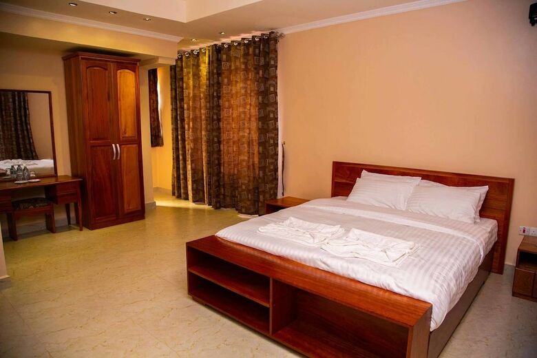 Hotel Emmaus Guest House