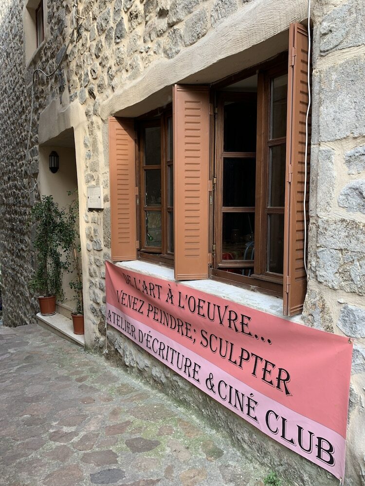 Hotel La Maison D'emilie