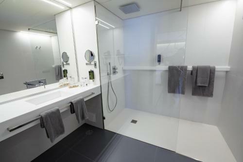 Hostal Ilha Hostel & Suites
