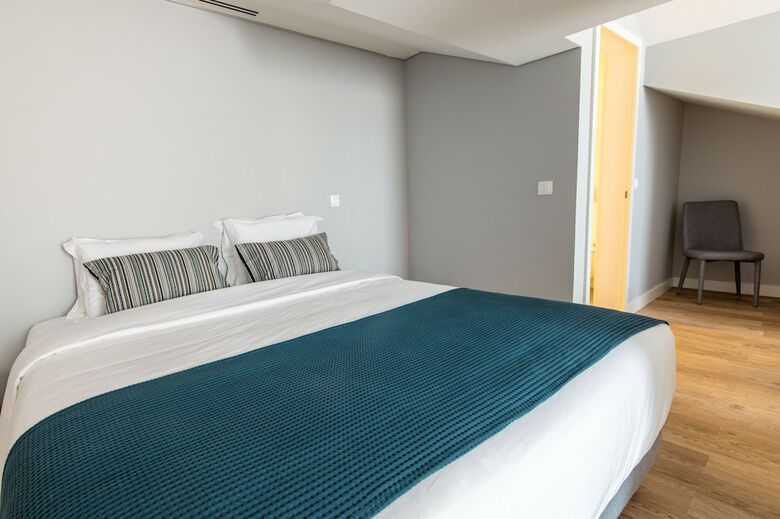 Hostal Ilha Hostel & Suites