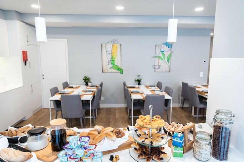 Hostal Ilha Hostel & Suites