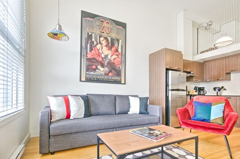 Apartamentos The Main 302 Central Modern Mezzanine Liv Mtl