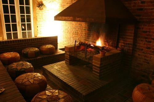 Hostal Maison D'h�tes Montperthuis