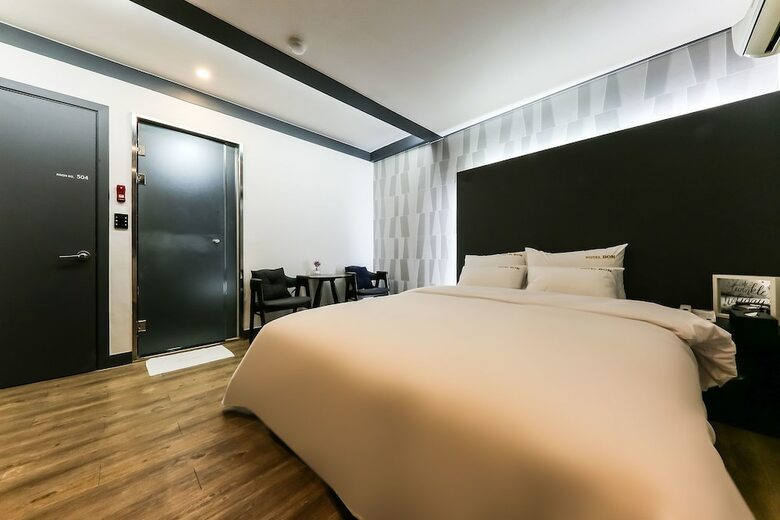Daejeon Hotel Bon