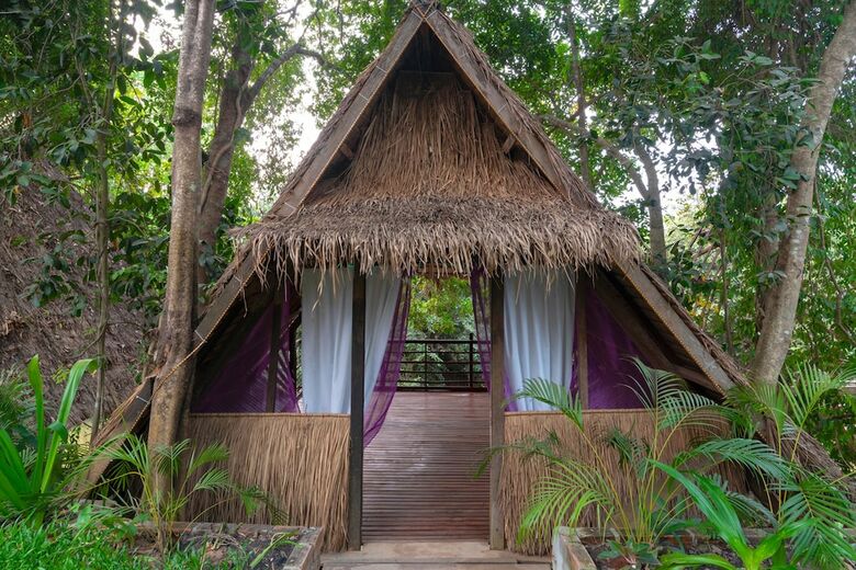 Hotel Damnak Tormeas Homestay