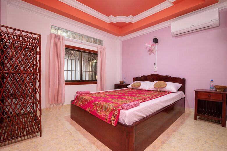 Hotel Damnak Tormeas Homestay