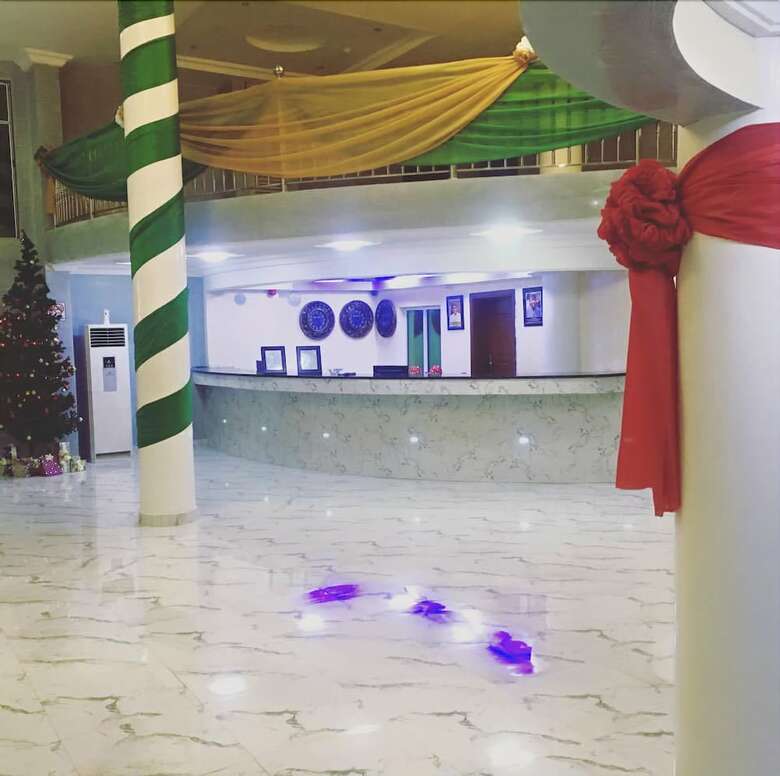 Gold Crown Hotel