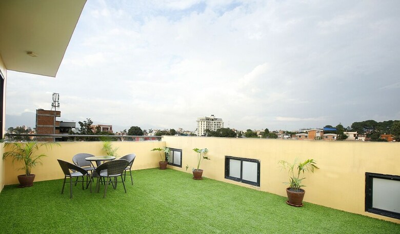 Jhamel Apartments By Casa Deyra