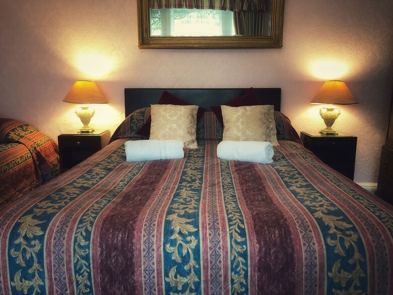 Hotel Averon  Guest House