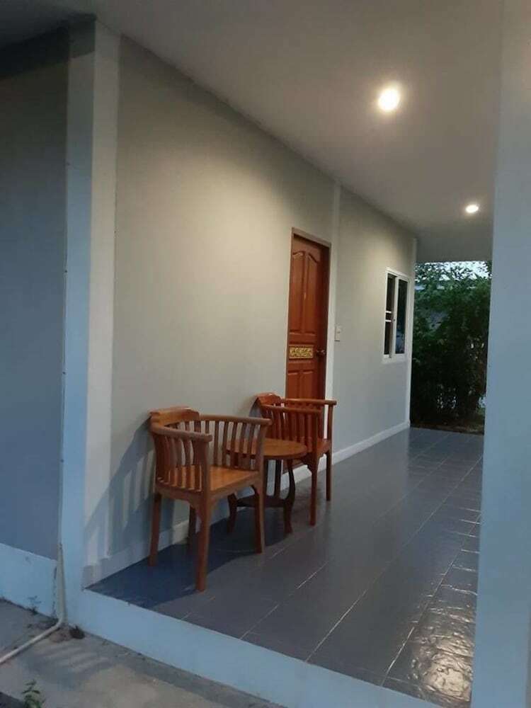 Hotel Paradise Resort Lamphun