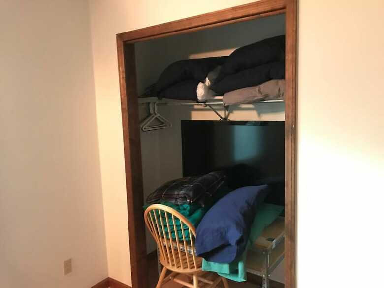 Hotel 5 Rooms Available