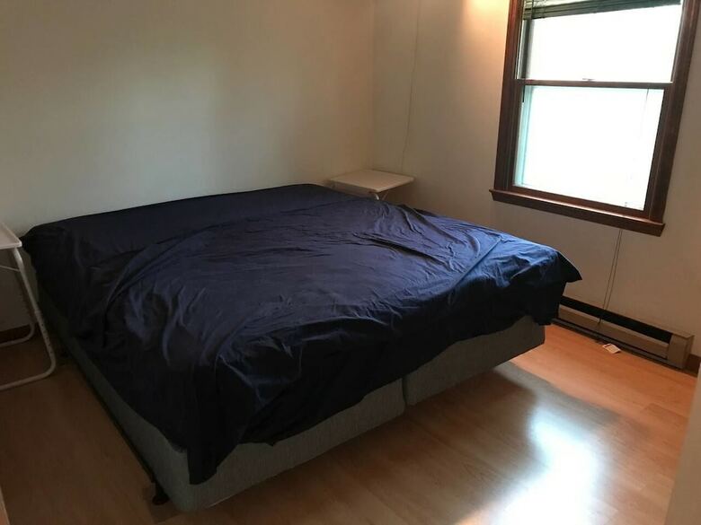 Hotel 5 Rooms Available