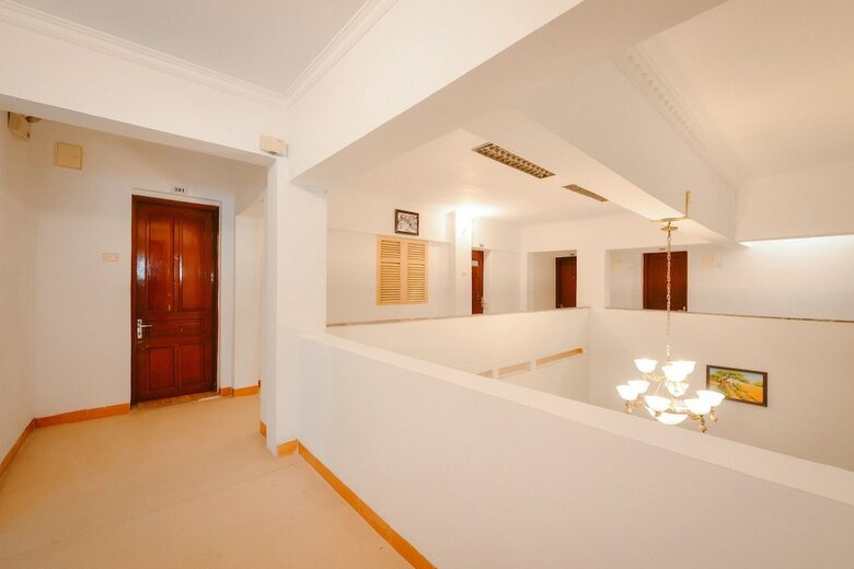 Oyo 269 Moet Hotel